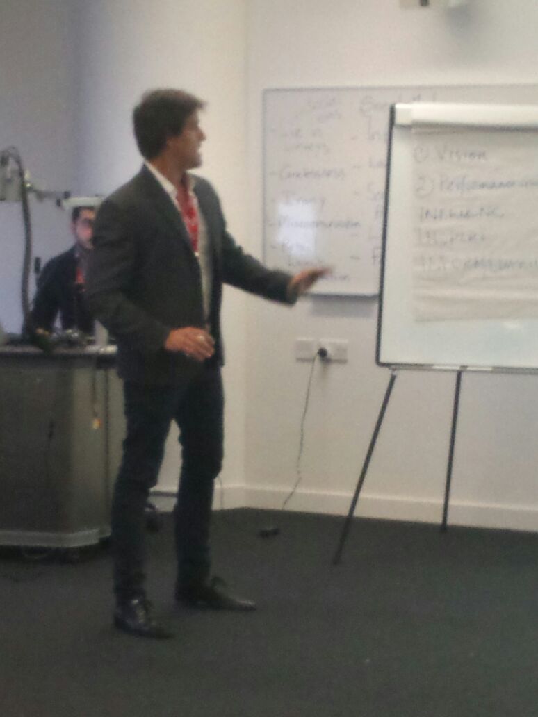 Francisco Pellegrini leading workshop